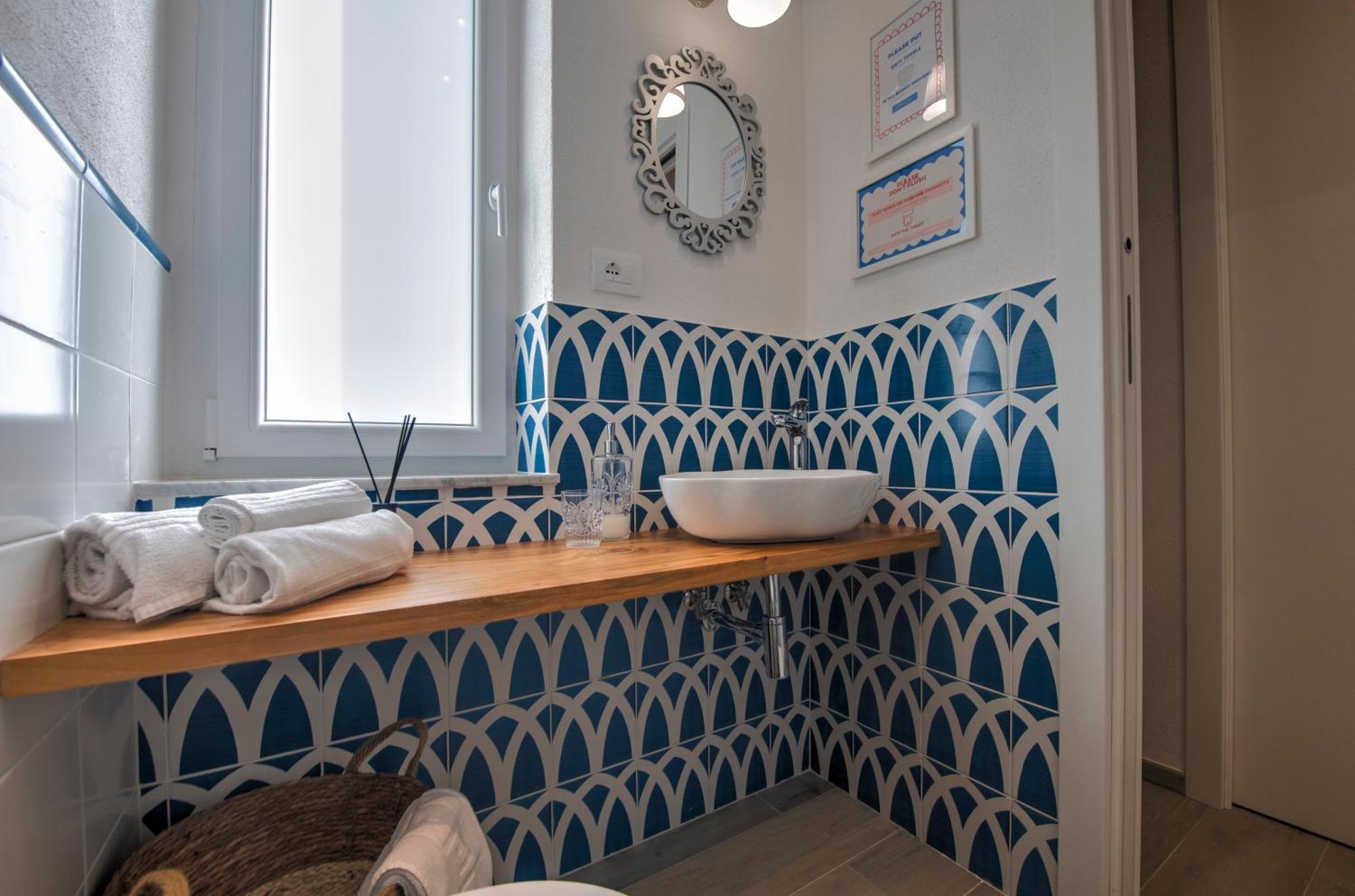 Amoneglia Hotell Eksteriør bilde